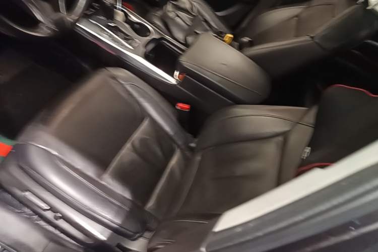 Used Acura MDX 2014 3.5L Elite Edition Left Front Seat