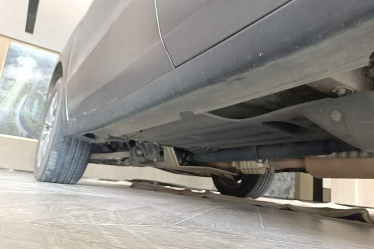 Used Acura MDX 2014 3.5L Elite Edition Left Side Sill