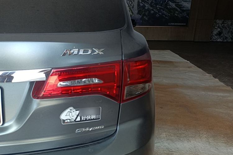Used Acura MDX 2014 3.5L Elite Edition Right Rear Taillight