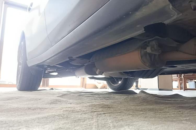 Used Acura MDX 2014 3.5L Elite Edition Right Side Sill