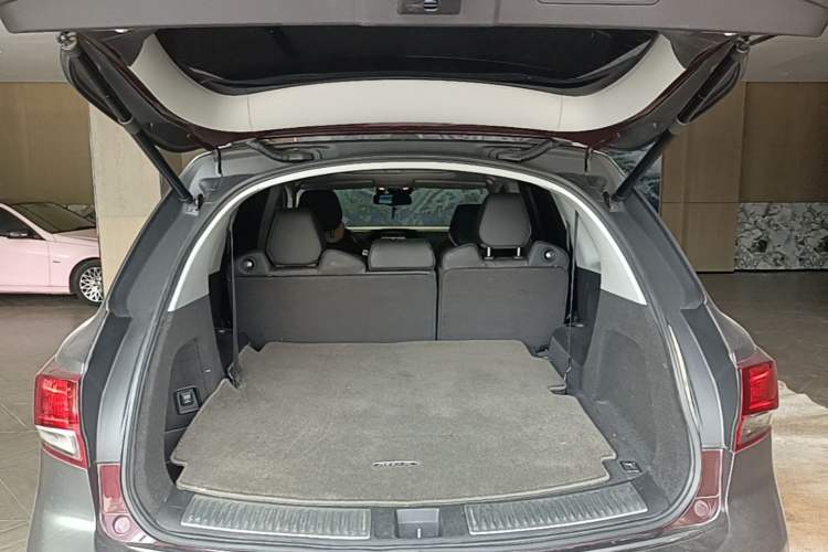 Used Acura MDX 2014 3.5L Elite Edition Trunk