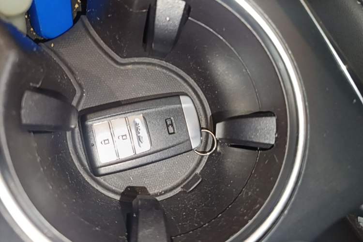 Used Acura MDX 2014 3.5L Elite Edition Vehicle Key