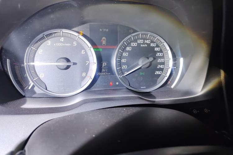 Used Acura MDX 2014 3.5L Luxury Edition Odometer Close Up