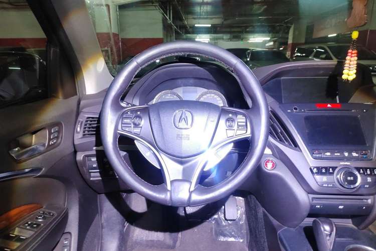 Used Acura MDX 2014 3.5L Luxury Edition Steering Wheel