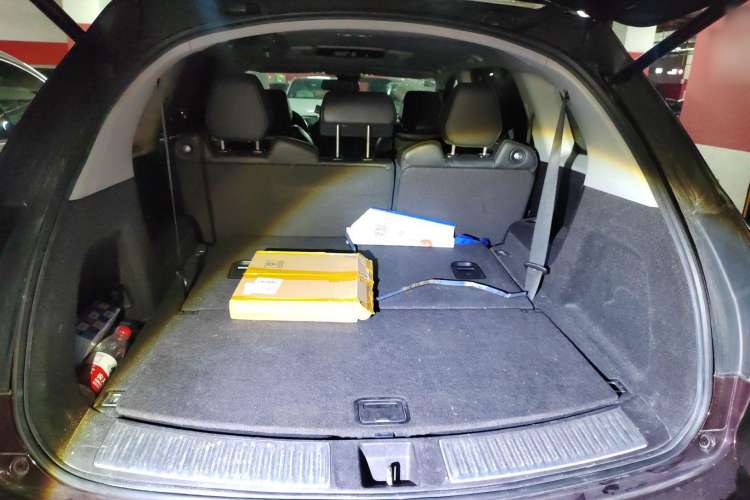 Used Acura MDX 2014 3.5L Luxury Edition Trunk