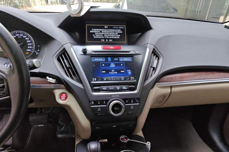 Used Acura MDX 2014 3.5L Luxury Edition Audio And AC Panel