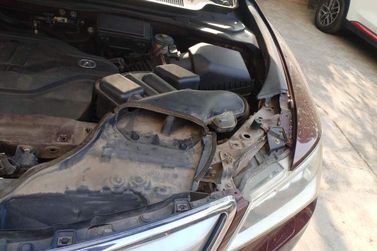 Used Acura MDX 2014 3.5L Elite Edition Engine Bay Left