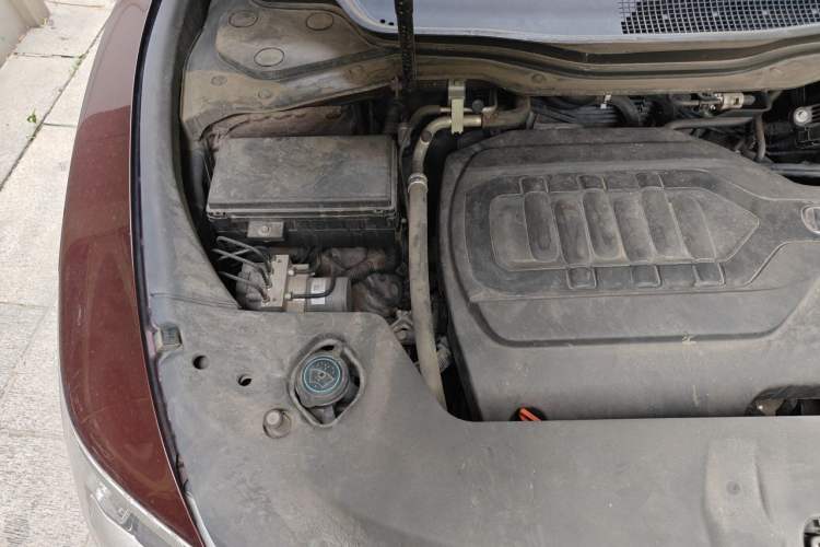 Used Acura MDX 2014 3.5L Luxury Edition Engine Bay Right