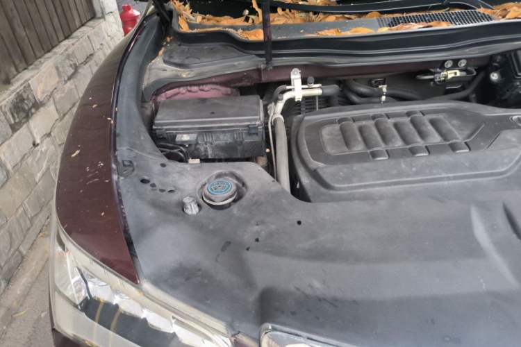 Used Acura MDX 2014 3.5L Luxury Edition Engine Bay Right