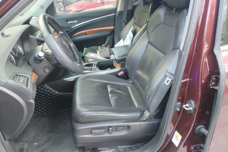 Used Acura MDX 2014 3.5L Elite Edition Left Front Seat
