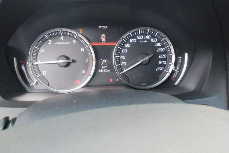 Used Acura MDX 2014 3.5L Elite Edition Odometer Close Up