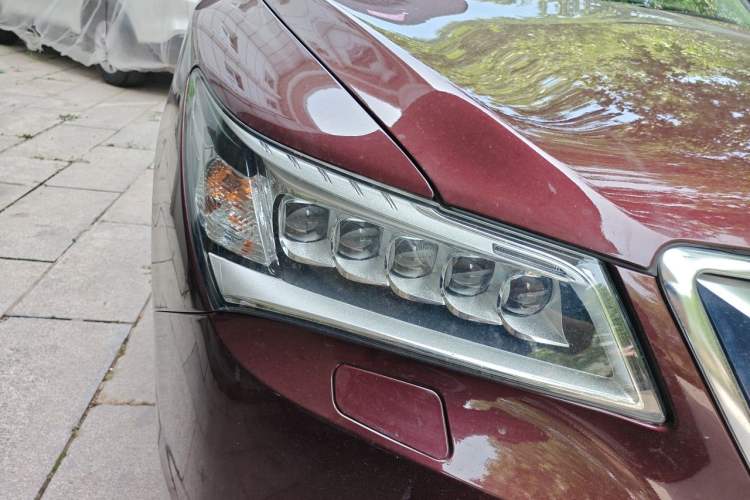 Used Acura MDX 2014 3.5L Luxury Edition Right Front Headlight