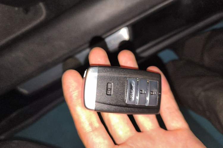 Used Acura MDX 2014 3.5L Elite Edition Vehicle Key