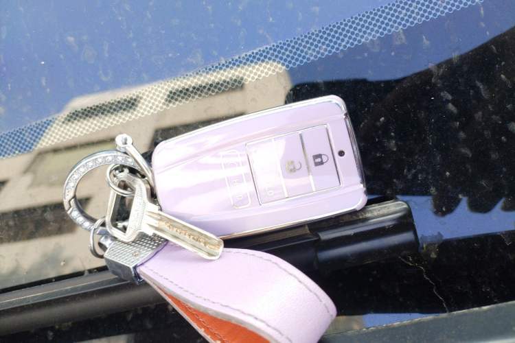 Used Acura MDX 2014 3.5L Elite Edition Vehicle Key