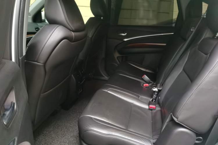 Used Acura MDX 2014 3.5L Luxury Edition Left Rear Seat