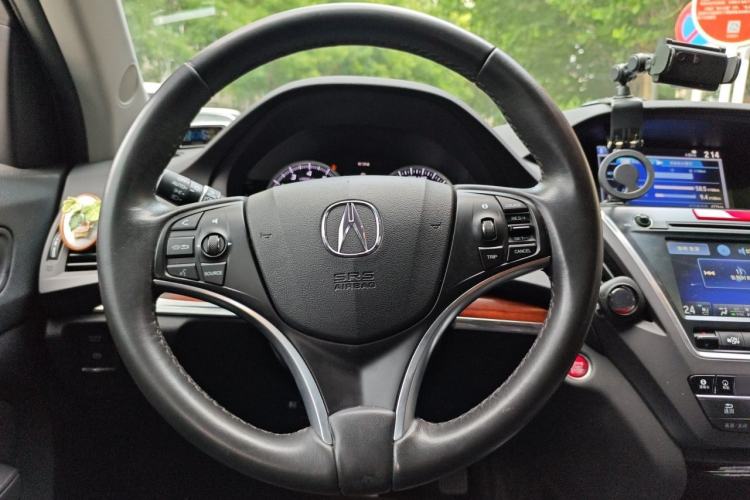 Used Acura MDX 2014 3.5L Elite Edition Steering Wheel
