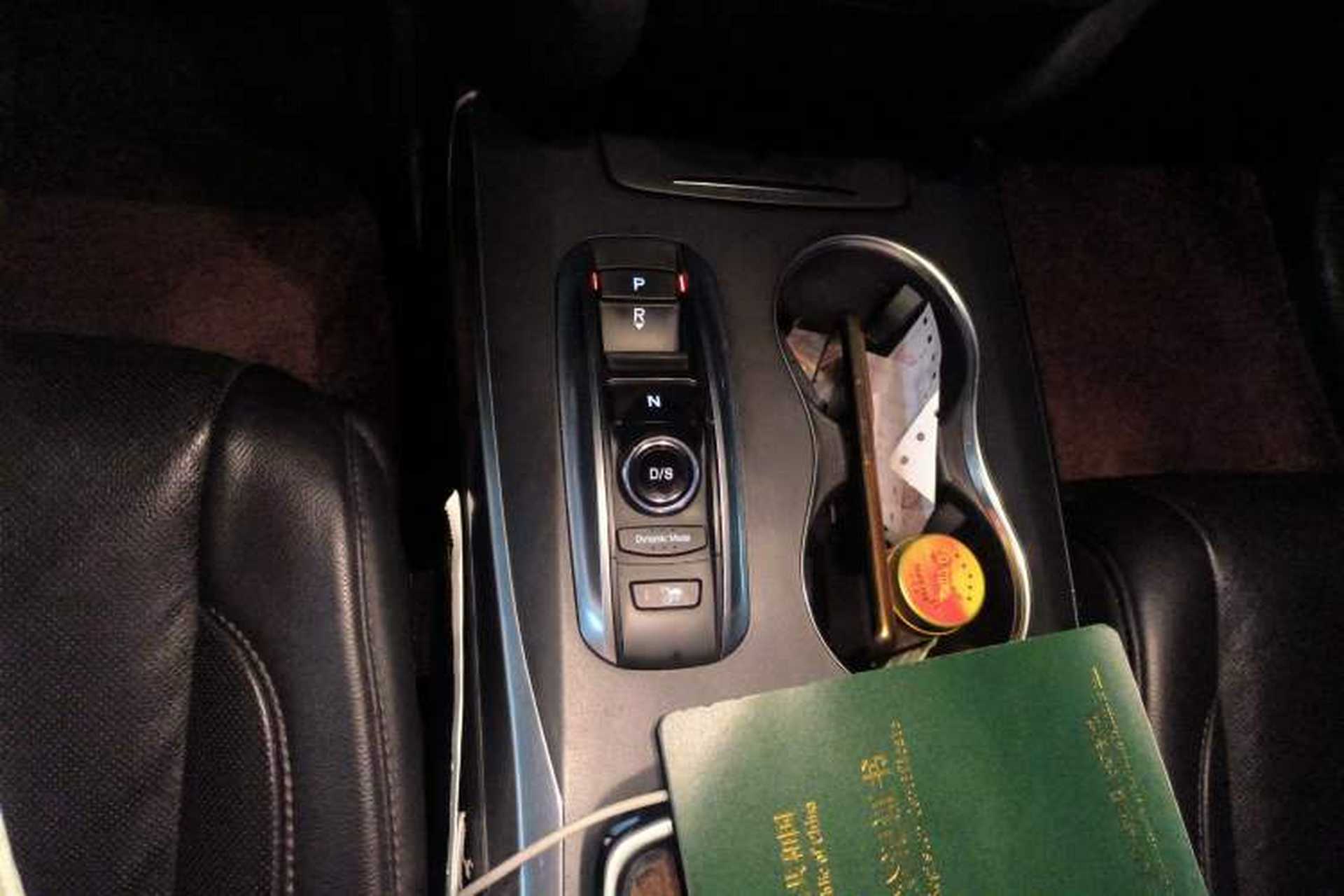 Used Acura MDX 2017 3.0L Comfort Edition Gear Lever