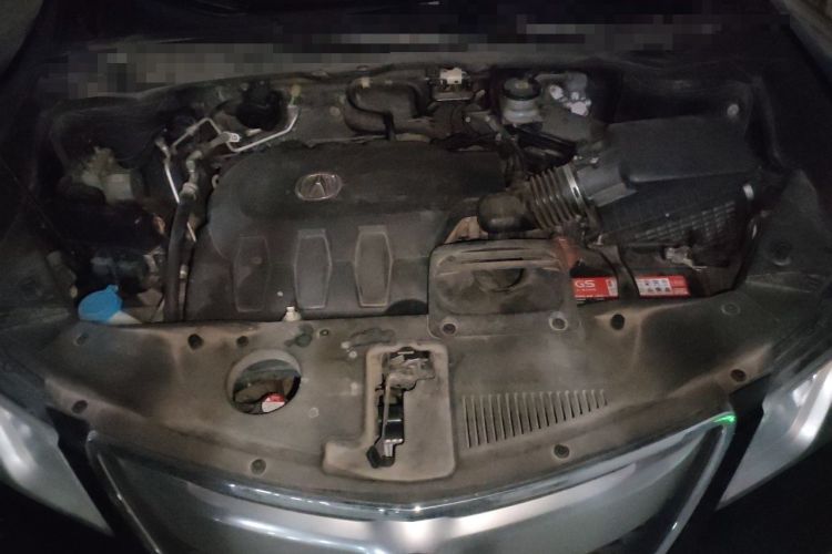 Used Acura RDX 2013 3.0L Two-Wheel Drive Elite Edition Engine Bay