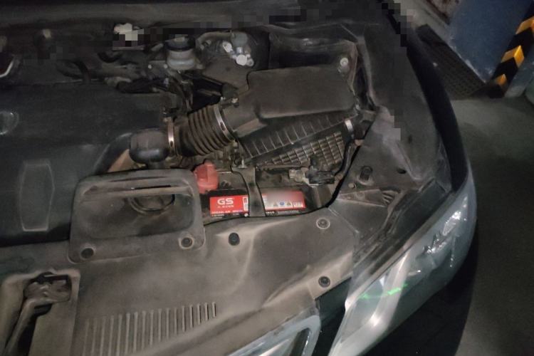 Used Acura RDX 2013 3.0L Two-Wheel Drive Elite Edition Engine Bay Left