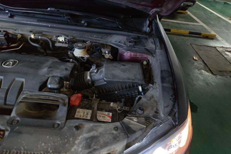Used Acura RDX 2013 3.0L Two-Wheel Drive Elite Edition Engine Bay Left