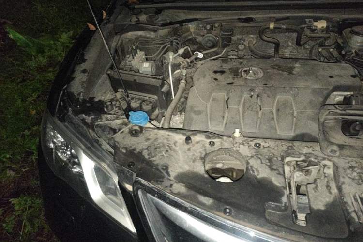Used Acura RDX 2013 3.5L Four-Wheel Drive Luxury Edition Engine Bay Right