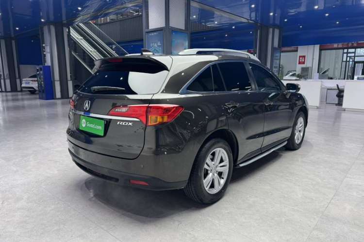 Used Acura RDX 2013 3.0L Two-Wheel Drive Elite Edition Exterior 5