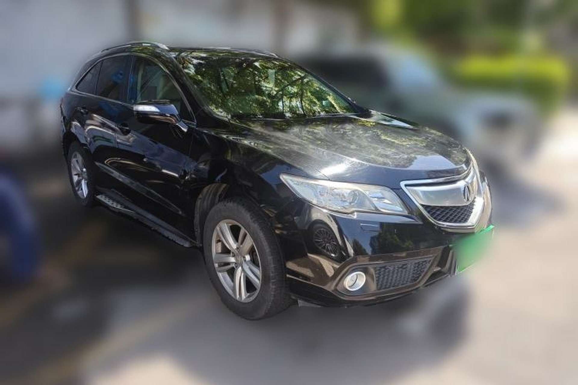Used Acura RDX 2013 3.5L Four-Wheel Drive Luxury Edition Front Right 45 Deg