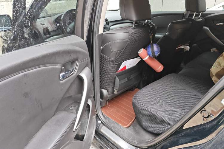 Used Acura RDX 2013 3.5L Four-Wheel Drive Luxury Edition Interior 4