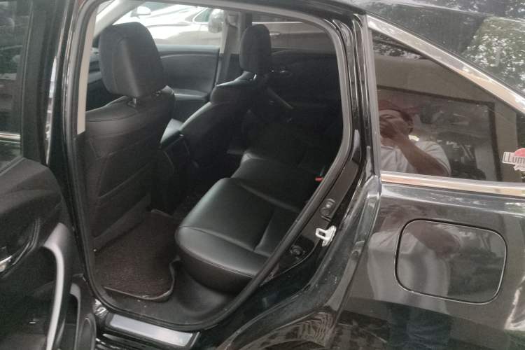 Used Acura RDX 2013 3.5L Four-Wheel Drive Luxury Edition Interior 4