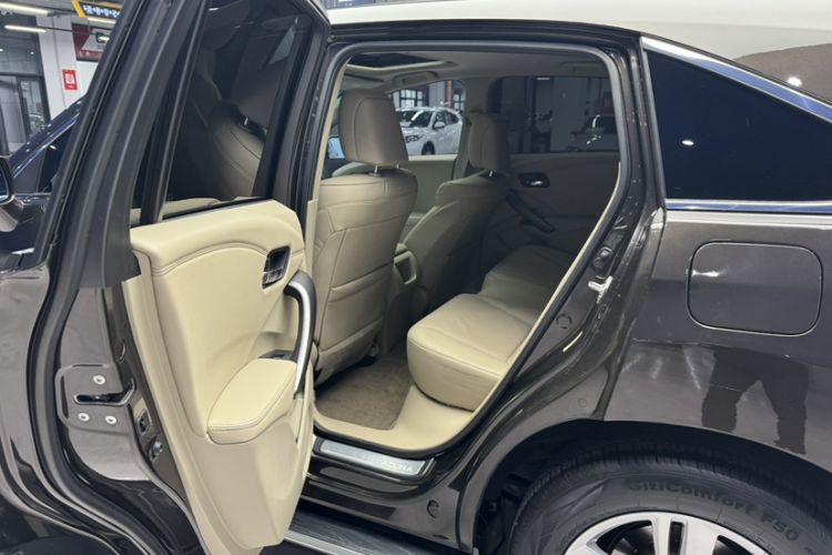 Used Acura RDX 2013 3.0L Two-Wheel Drive Elite Edition Interior 7