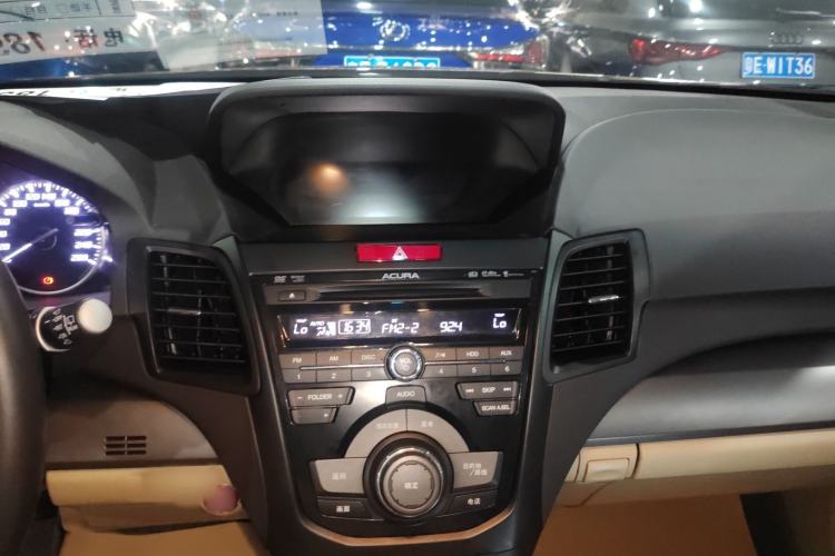 Used Acura RDX 2013 3.0L Two-Wheel Drive Elite Edition Audio And AC Panel