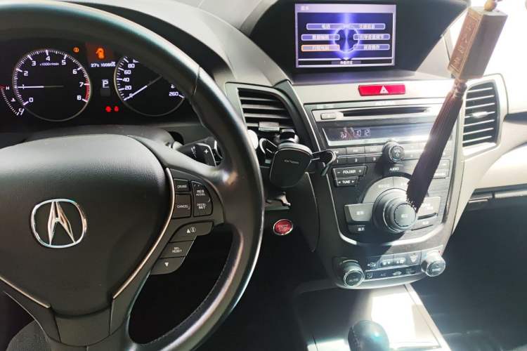 Used Acura RDX 2013 3.0L Two-Wheel Drive Elite Edition Audio And AC Panel