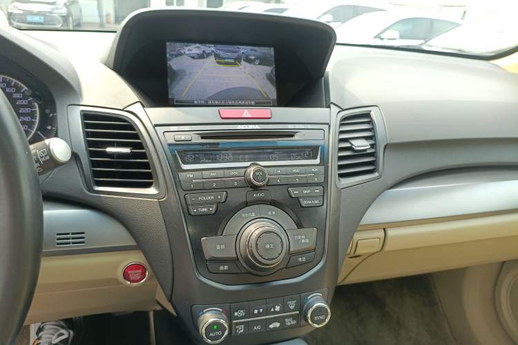 Used Acura RDX 2013 3.0L Two-Wheel Drive Elite Edition Audio And AC Panel