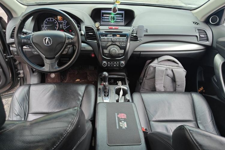 Used Acura RDX 2013 3.5L Four-Wheel Drive Luxury Edition Center Console