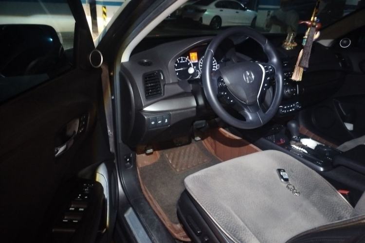 Used Acura RDX 2013 3.5L Four-Wheel Drive Luxury Edition Driver Seat