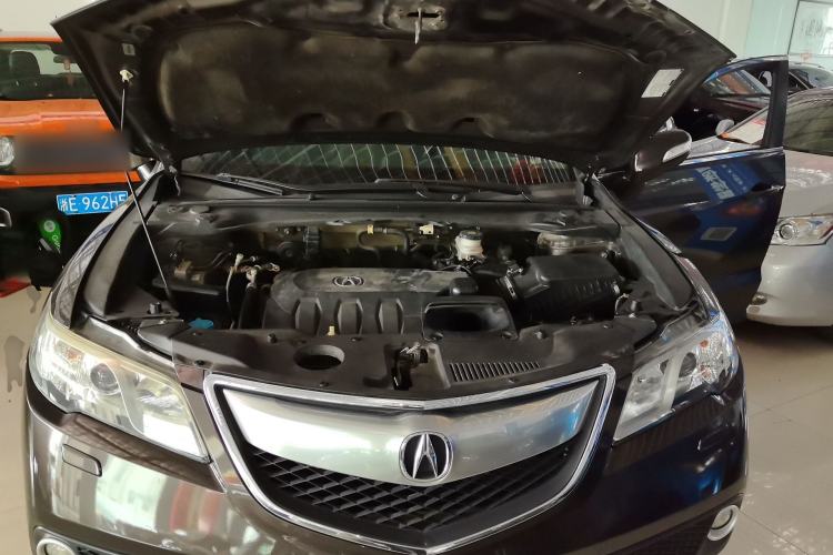 Used Acura RDX 2013 3.0L Two-Wheel Drive Elite Edition Engine Bay