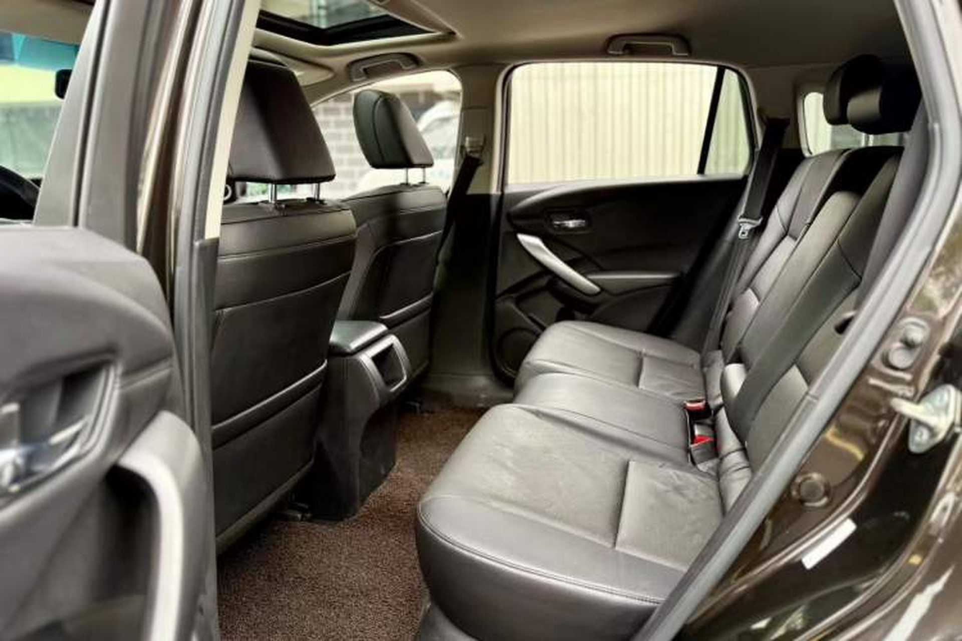 Used Acura RDX 2013 3.0L Two-Wheel Drive Elite Edition Exterior 10