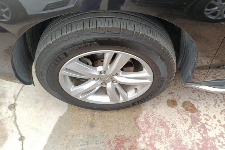 Used Acura RDX 2013 3.0L Two-Wheel Drive Elite Edition Exterior 4