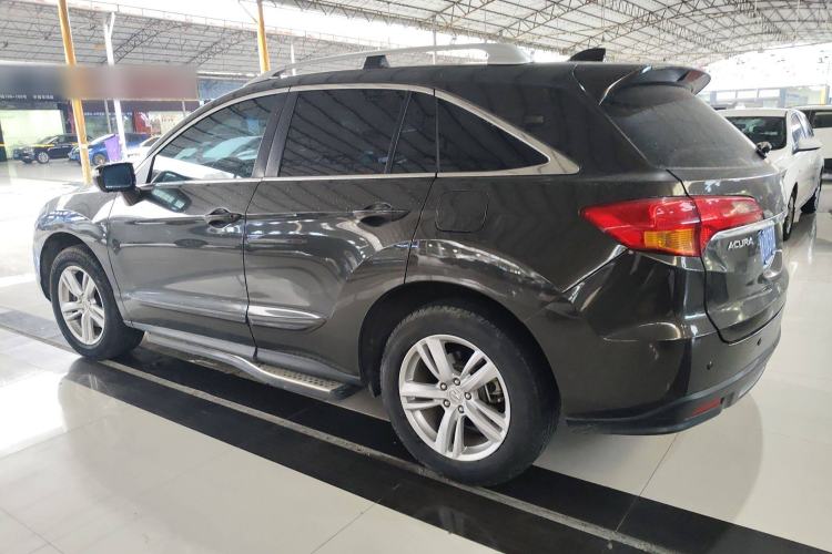 Used Acura RDX 2013 3.0L Two-Wheel Drive Elite Edition Exterior 5