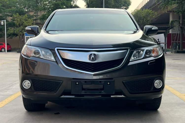 Used Acura RDX 2013 3.0L Two-Wheel Drive Elite Edition Exterior 8