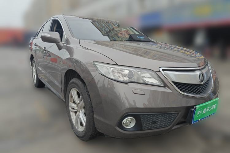 Used Acura RDX 2013 3.5L Four-Wheel Drive Luxury Edition Front Right 45 Deg