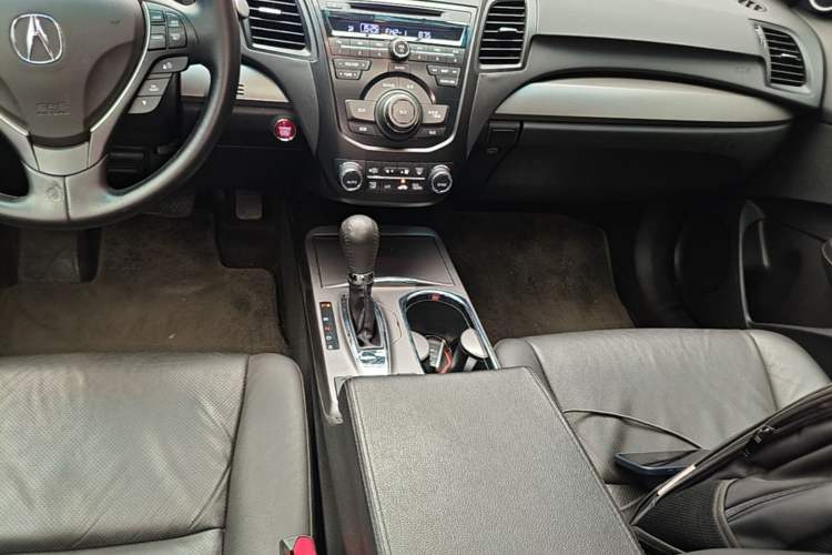 Used Acura RDX 2013 3.0L Two-Wheel Drive Elite Edition Gear Lever