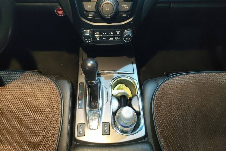 Used Acura RDX 2013 3.0L Two-Wheel Drive Elite Edition Interior 5