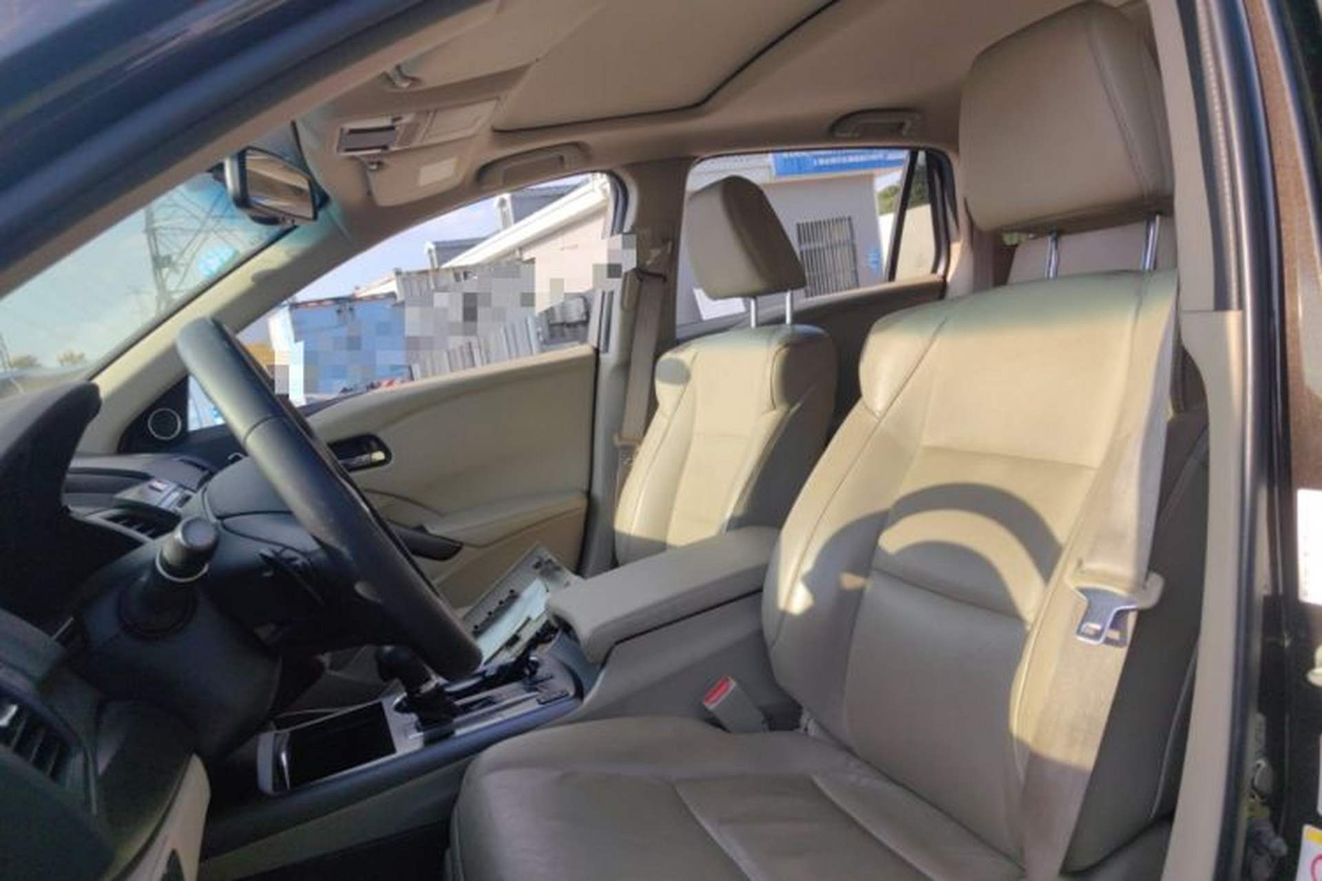 Used Acura RDX 2013 3.0L Two-Wheel Drive Elite Edition Left Front Seat