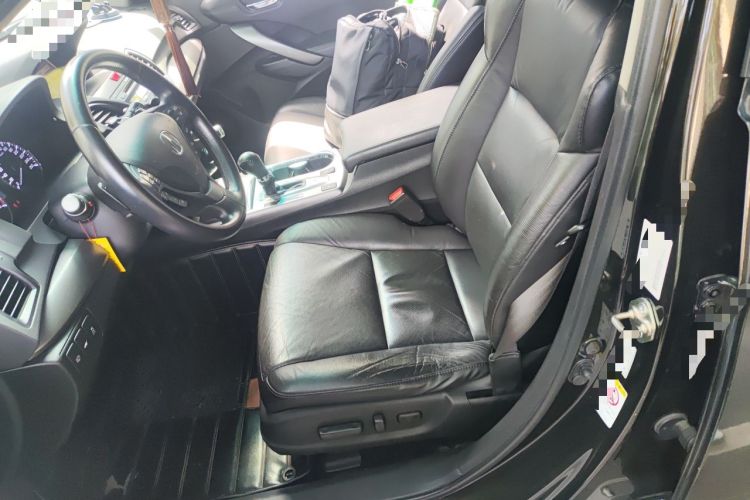 Used Acura RDX 2013 3.0L Two-Wheel Drive Elite Edition Left Front Seat