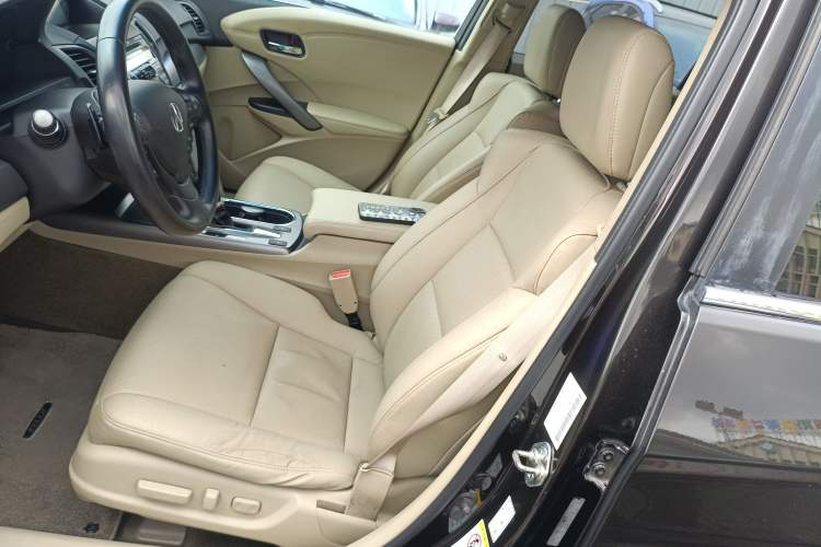 Used Acura RDX 2013 3.0L Two-Wheel Drive Elite Edition Left Front Seat