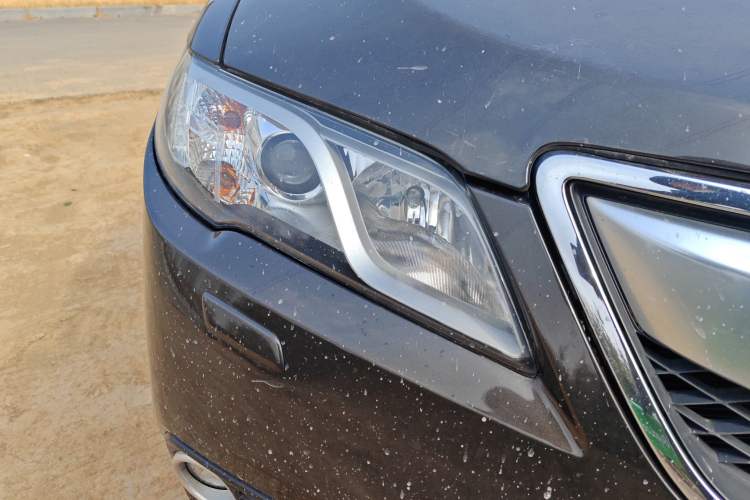 Used Acura RDX 2013 3.0L Two-Wheel Drive Elite Edition Right Front Headlight