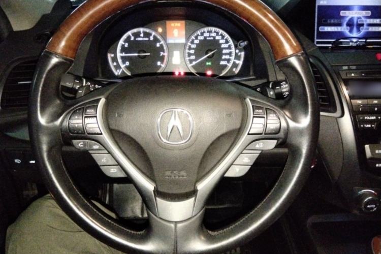 Used Acura RDX 2013 3.0L Two-Wheel Drive Elite Edition Steering Wheel