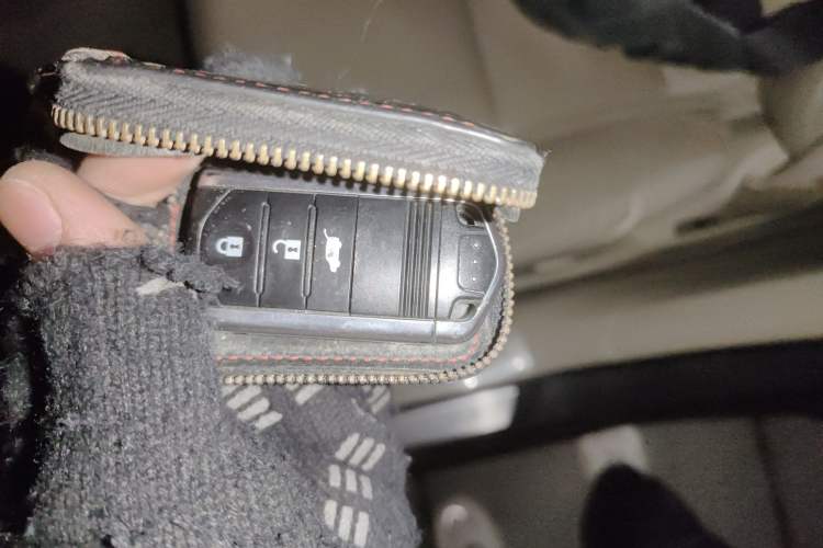 Used Acura RDX 2013 3.0L Two-Wheel Drive Elite Edition Vehicle Key
