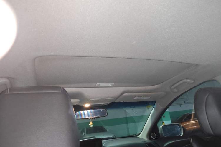 Used Acura RDX 2013 3.0L Two-Wheel Drive Elite Edition Headliner
